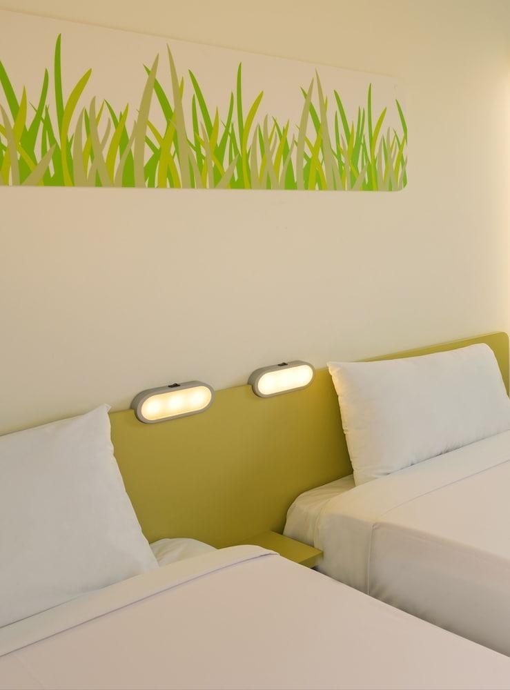 Ibis Budget Auckland Airport Exterior photo